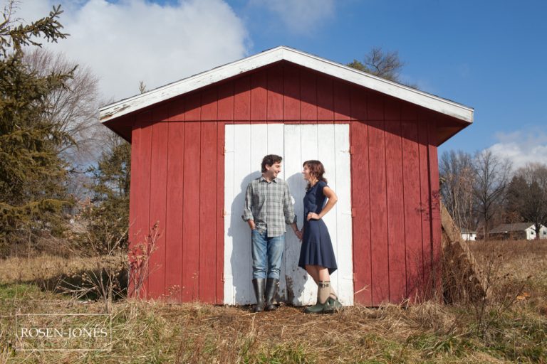 Marissa + Zach – A South Amherst Engagement Session